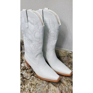 🆕Women White Faux Leather Snip Toe Chunky Block Heel Embroidered Western Boot